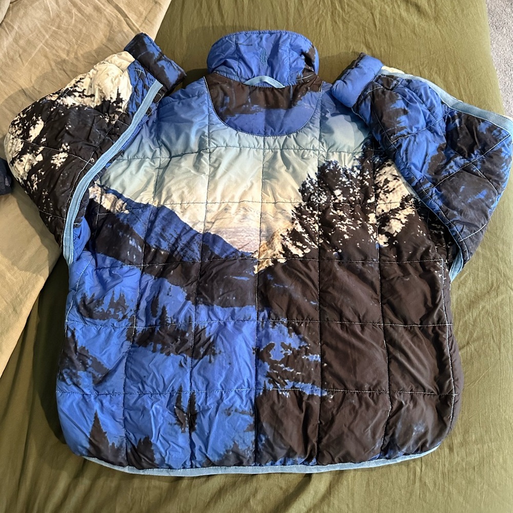 FP movement by free people Pippa packable puffer in mountain scape size XS - Picture 2 of 4